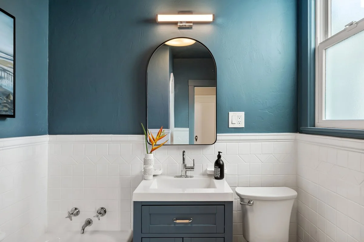 Bathroom 3.jpg