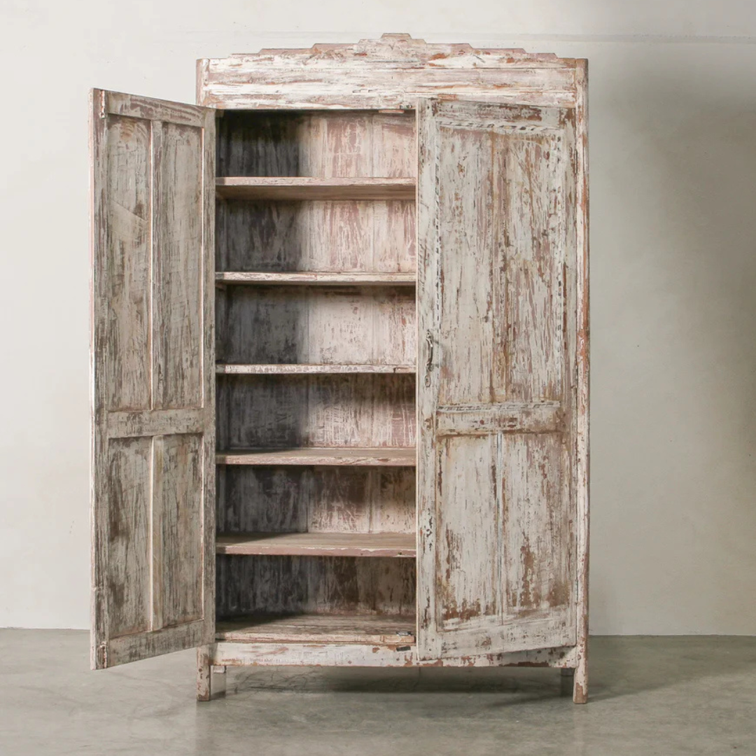 Vintage Display Almirah (2).png