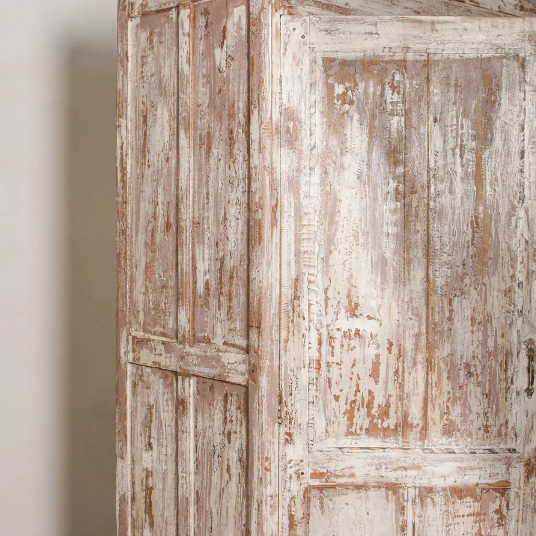 Vintage Display Almirah (4).png