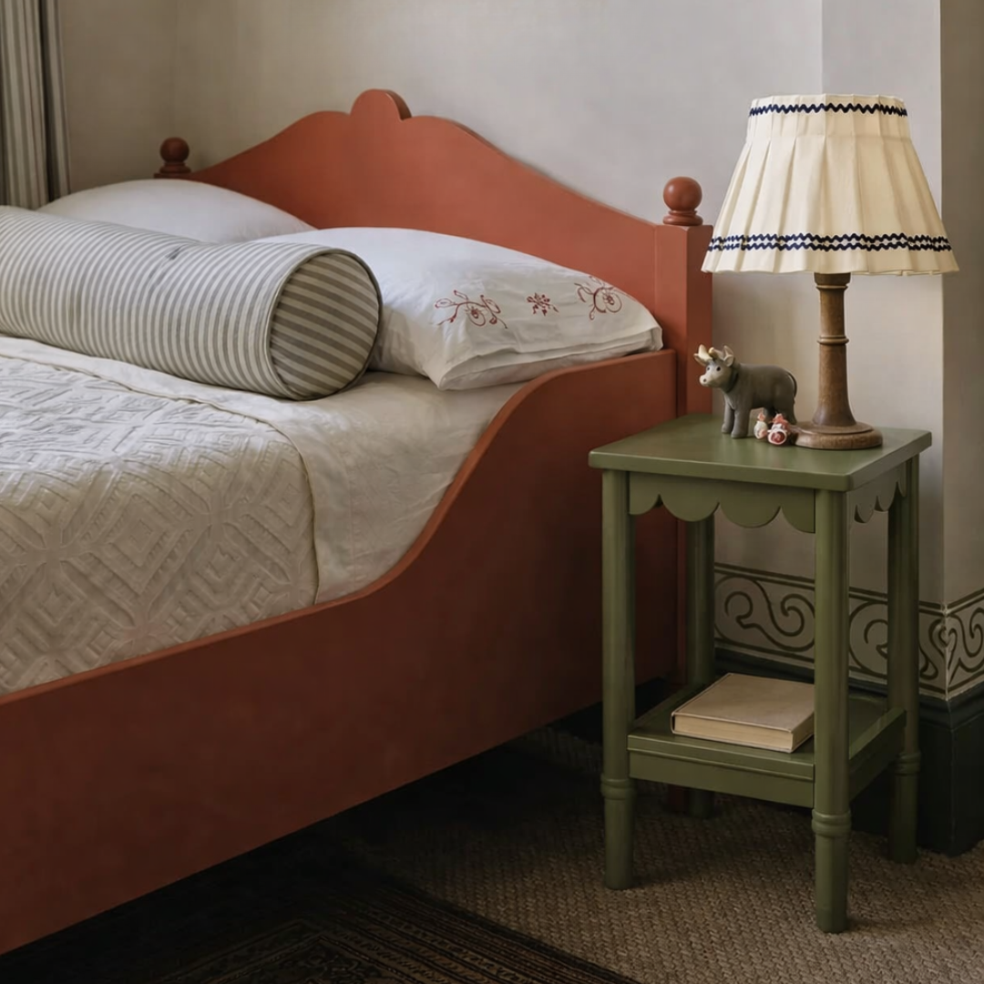 Side Table Olive.png