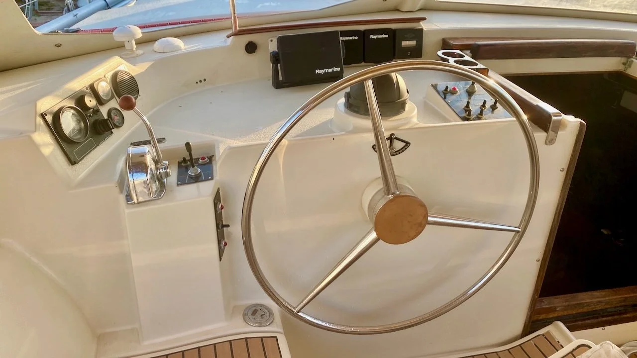 MS Cockpit 01 (1).jpeg