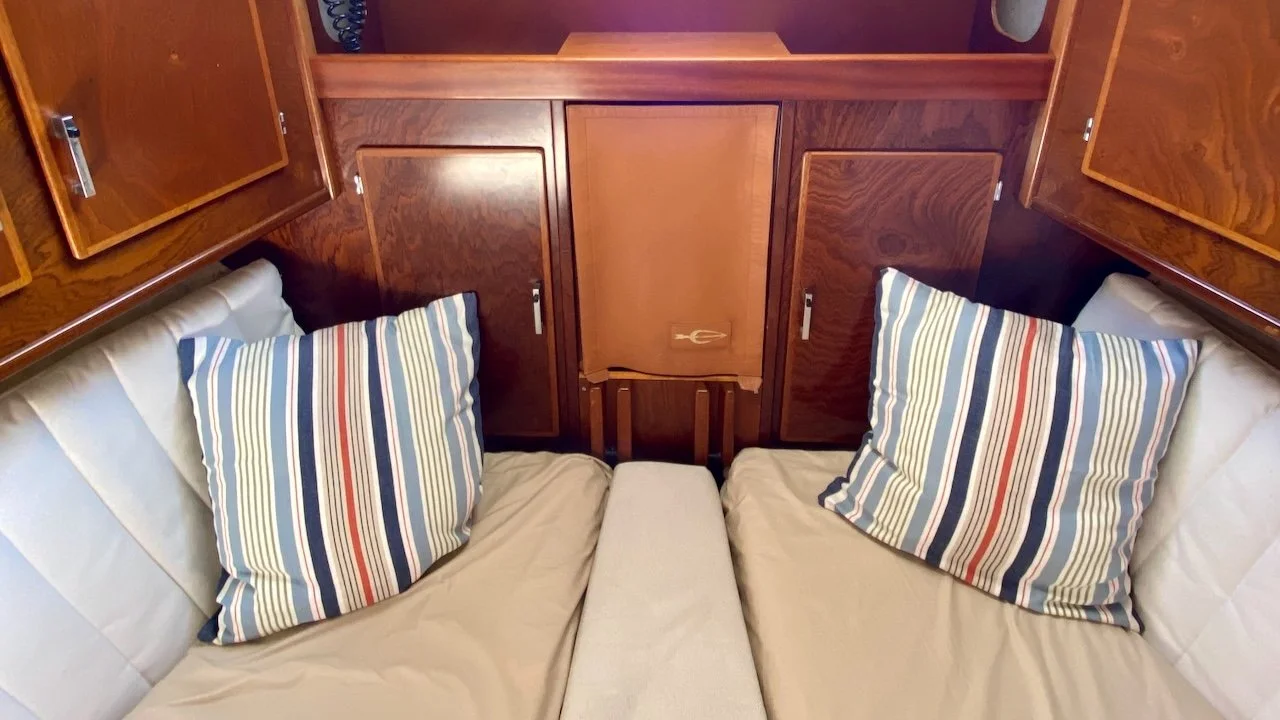 MS Fore Cabin Bed 09 (1).jpeg
