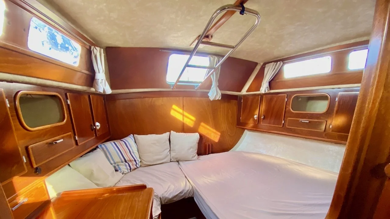 MS Aft Cabin Bed 04 (1).jpeg