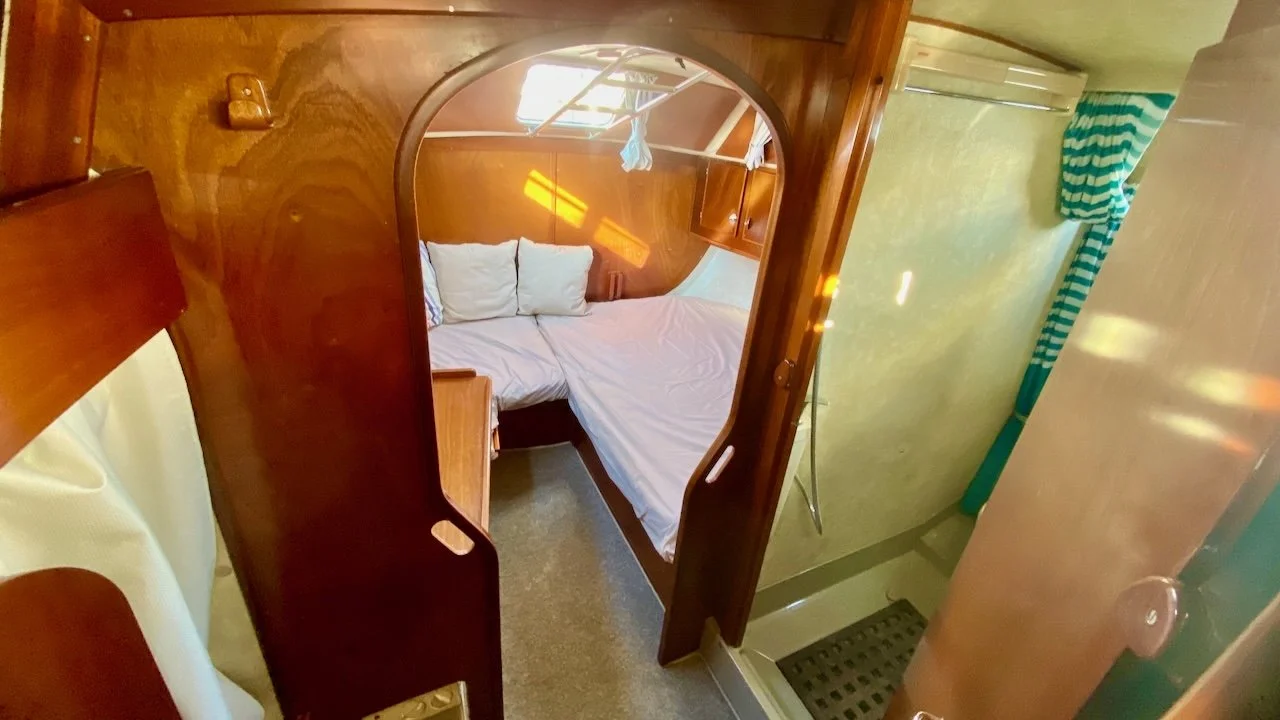 MS Aft Cabin Bed 06 (1).jpeg