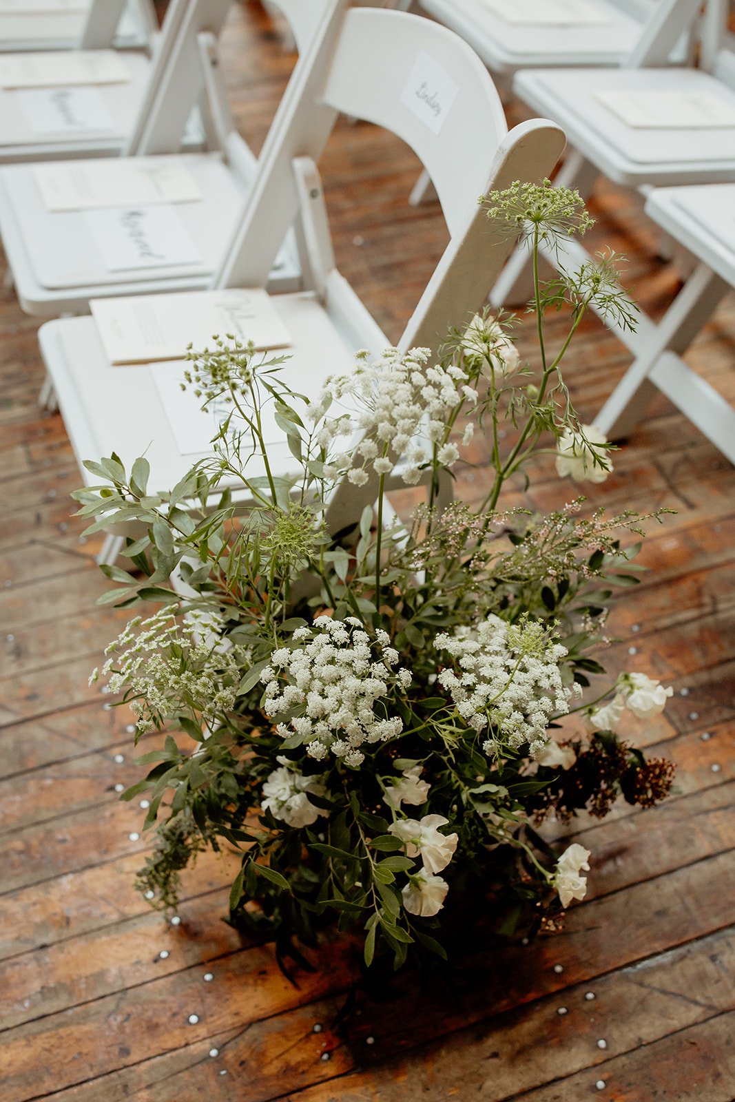 nyc-wedding-florist-ember-greenpoint-loft-wedding00175.jpg