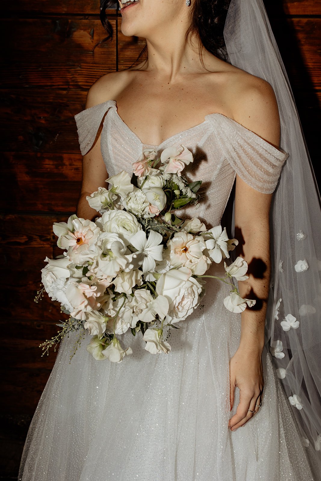 nyc-wedding-florist-ember-greenpoint-loft-wedding00191.jpg