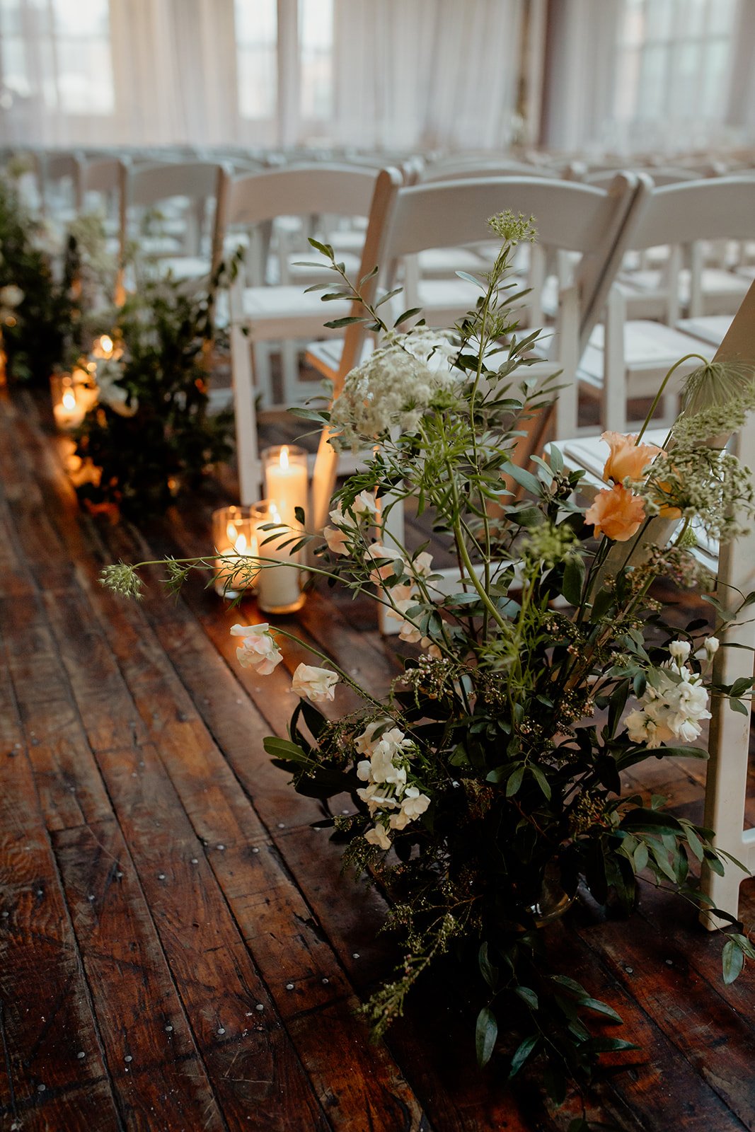 nyc-wedding-florist-ember-greenpoint-loft-wedding00203.jpg