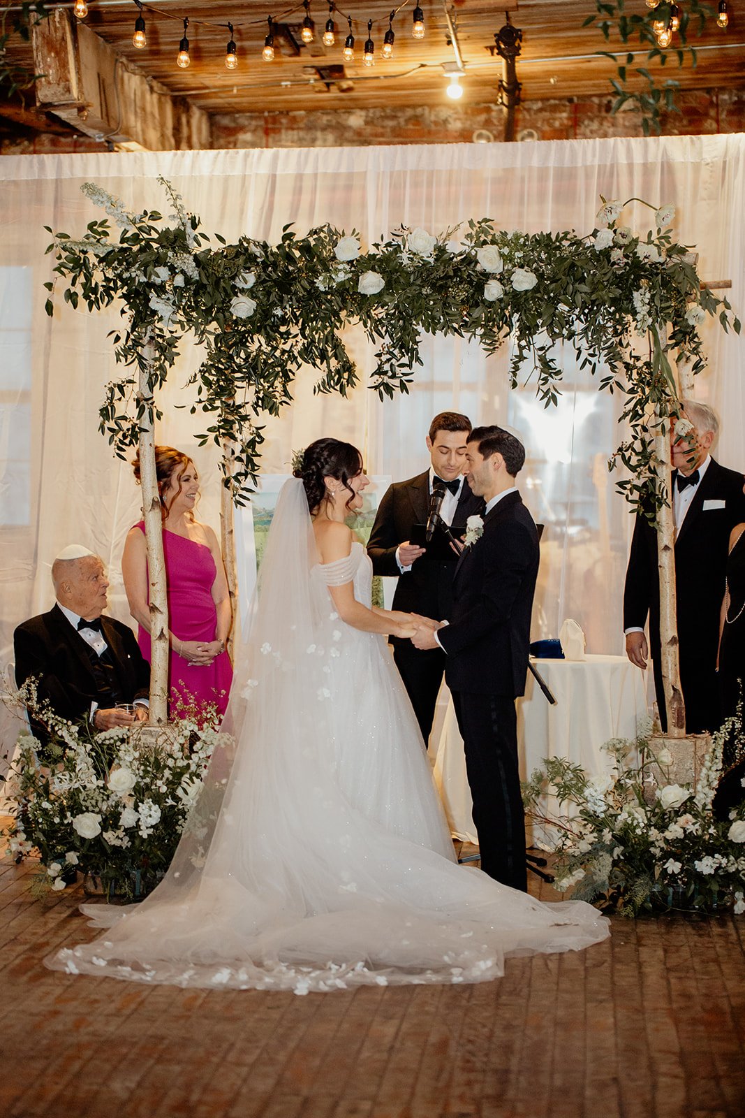 nyc-wedding-florist-ember-greenpoint-loft-wedding00206.jpg