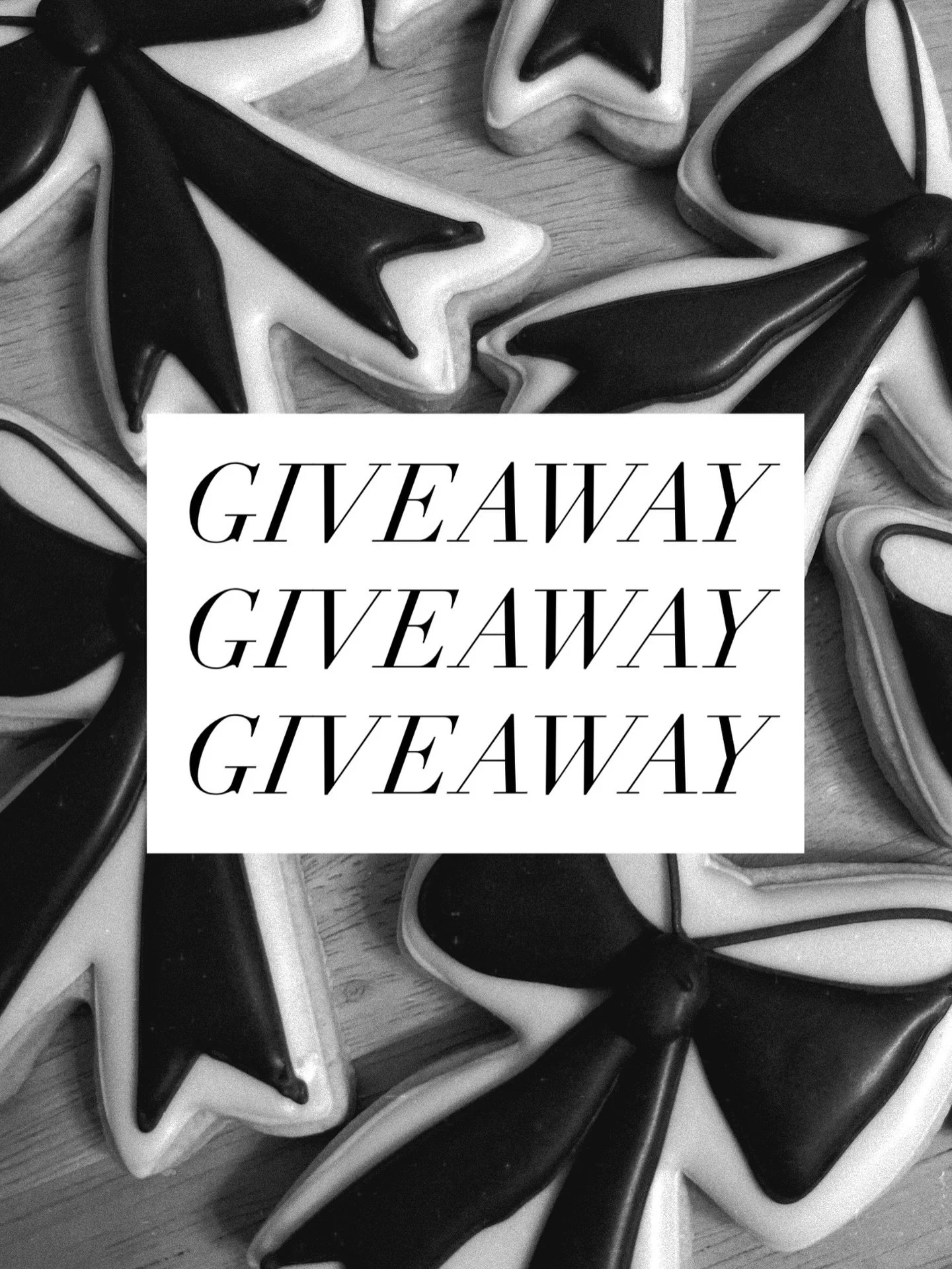 Wrapping up 2025 with a special giveaway🖤 

WINNER will choose one of the following:
🎁One dozen Christmas cookies
🎁One dozen DIY cookie kit
🎁One advent calendar (12 mini cookies)

TO ENTER:
🎁Follow @bellscustomcookies 
🎁Like this post
🎁Tag a f