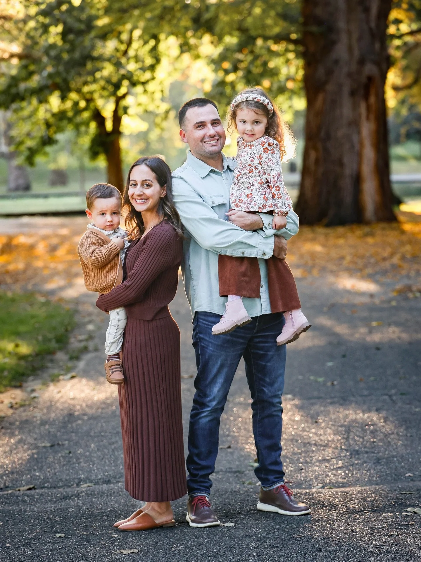 So thankful!! 🧡 Hoping everyone has a safe and Happy Thanksgiving 🥧

@alysiakphotography always appreciate the memories you capture🤍