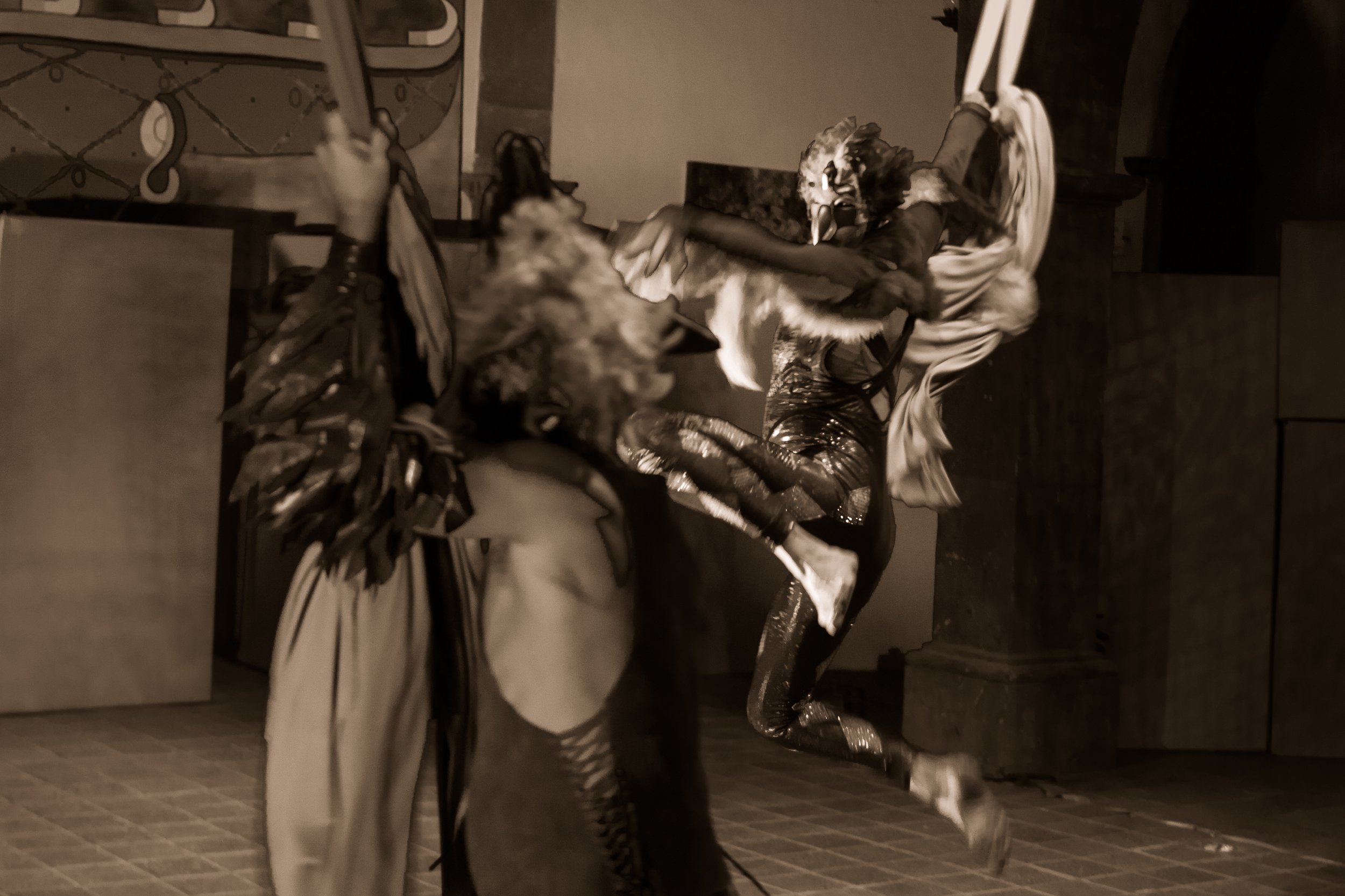 Patricia Rincon’s Alice in Toltec-Land performance in Casa de Europa, San Miguel de Allende.| Credit: Reynaldo Cruz Diaz