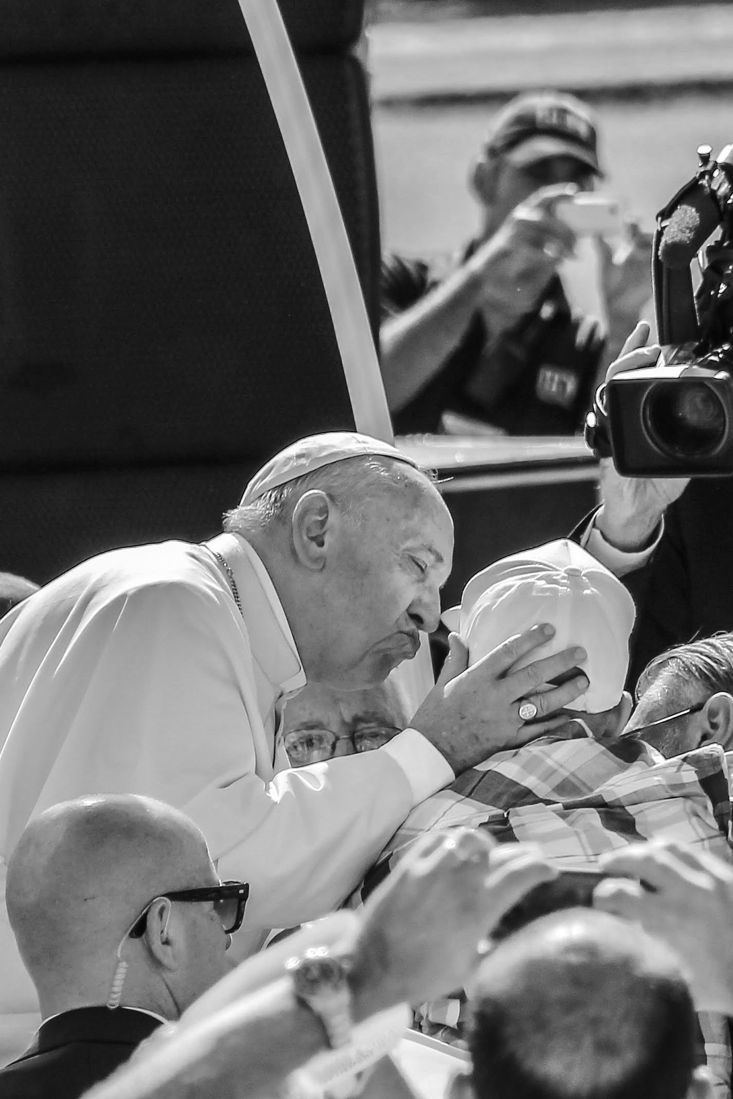Pope Francis holds mass in Holguín.| Credit: Reynaldo Cruz Diaz