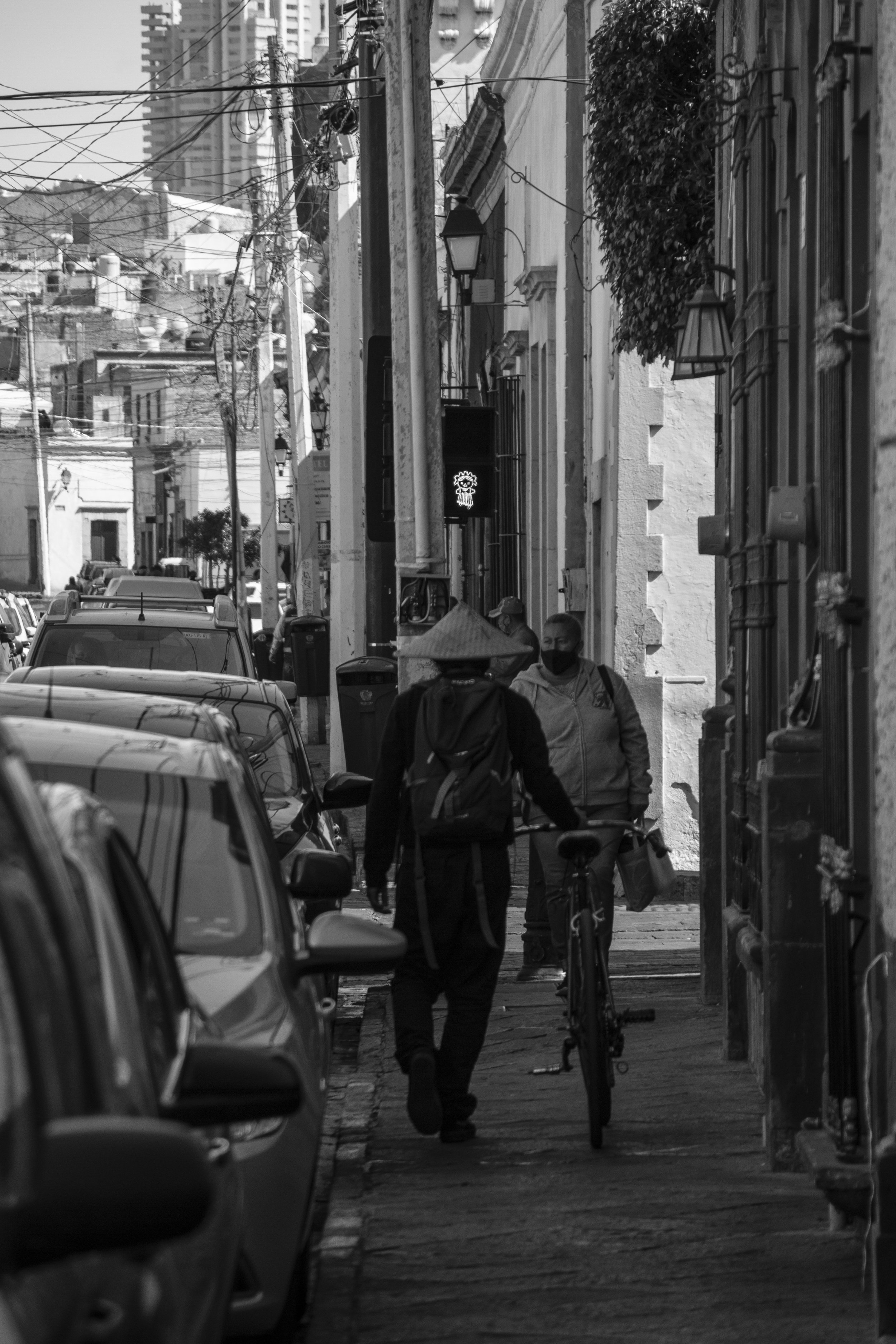 Street life in Santiago de Querétaro.| Credit: Reynaldo Cruz Diaz