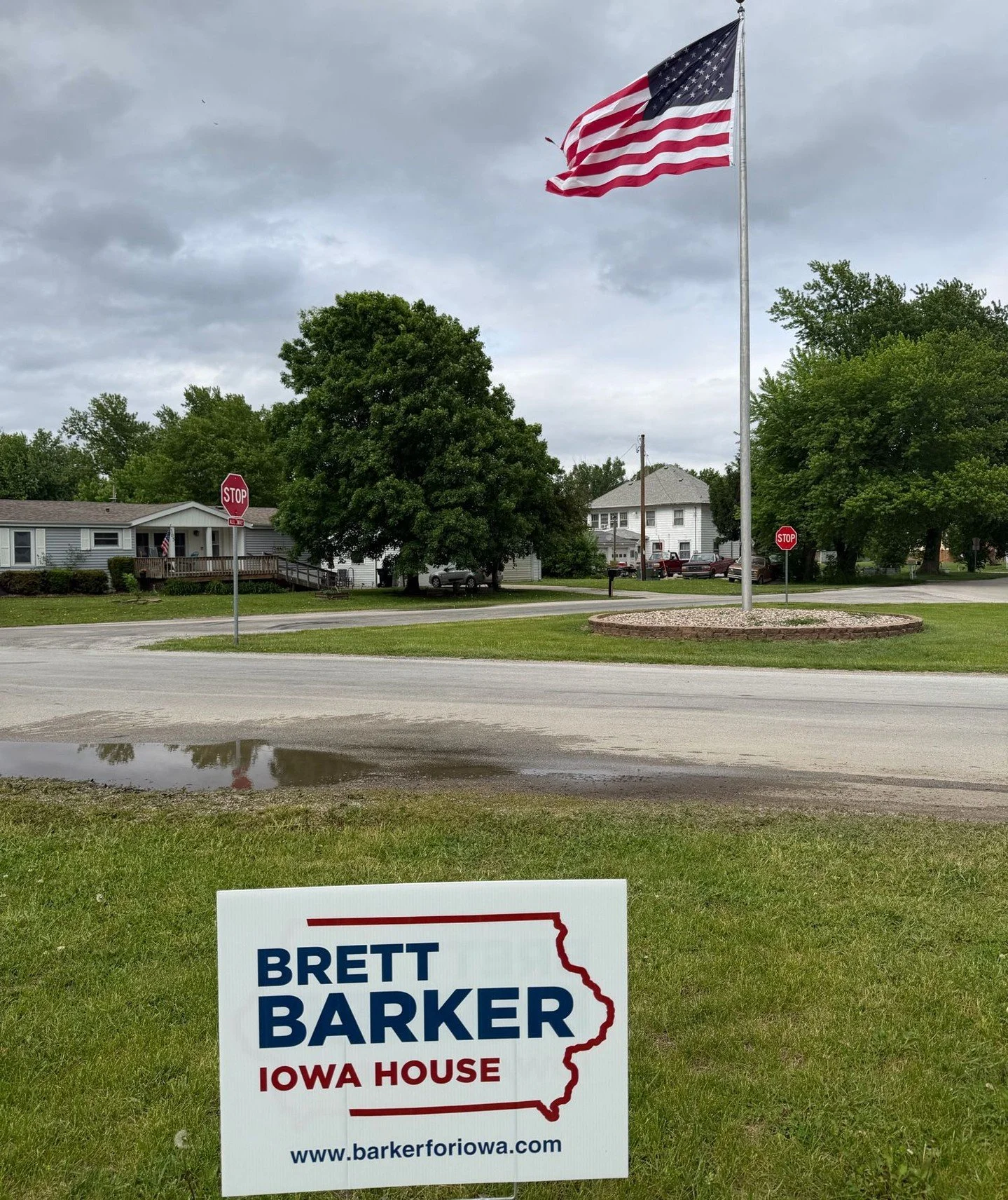 Cambridge! I think you win for the most American flags. I love the patriotism! 🇺🇸