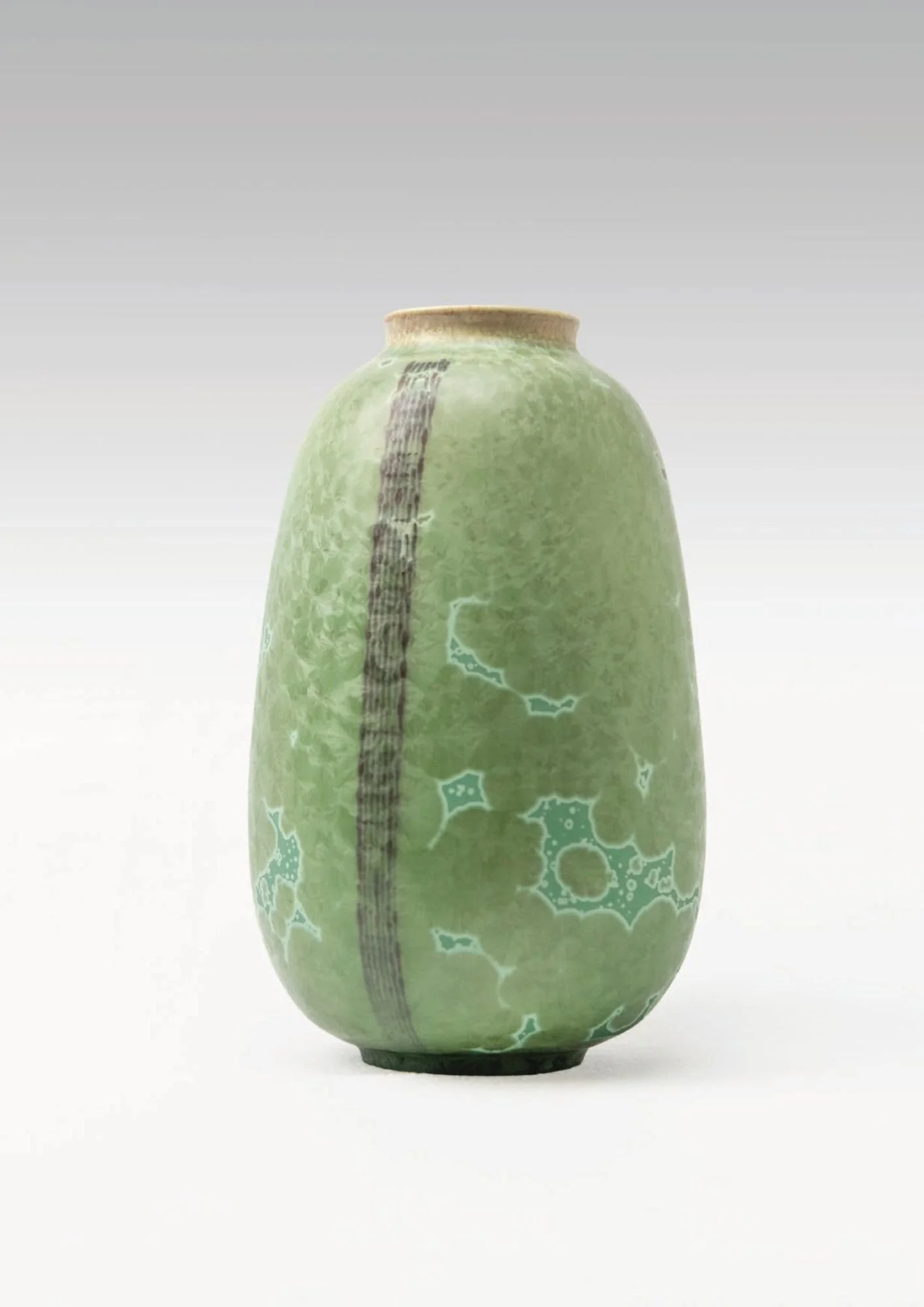 Untitled 
2025  
20.5cm Tall 
Glazed Porcelain