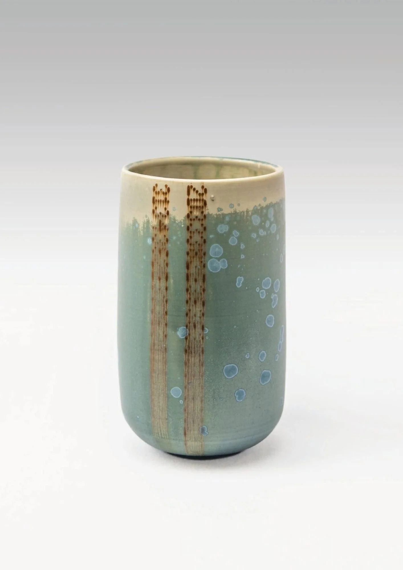 Untitled 5 
2025  
17cm Tall 
Glazed Porcelain