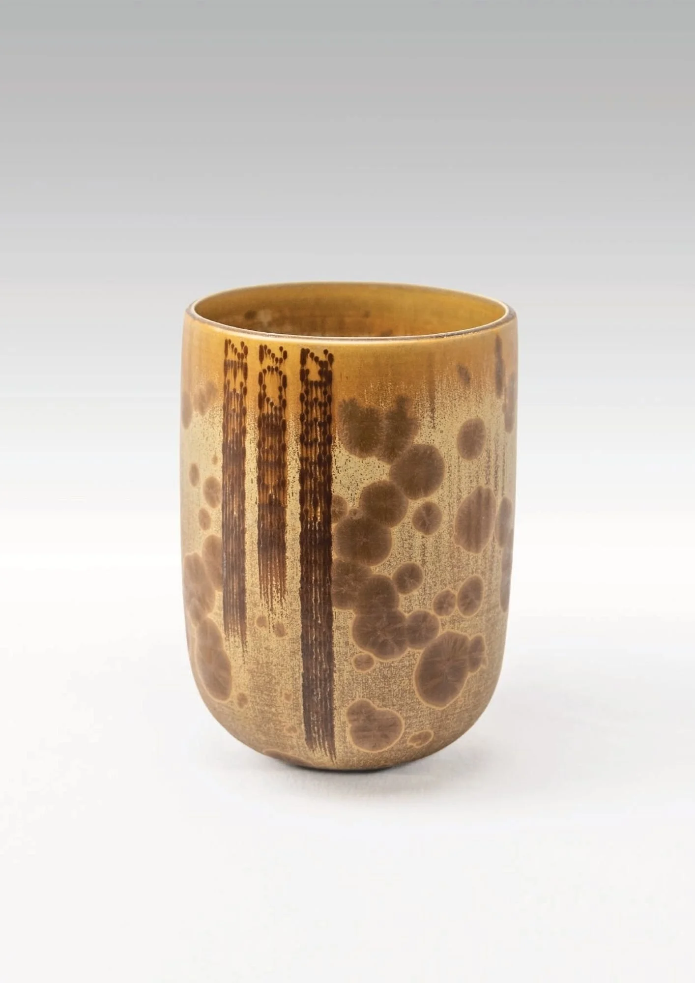 Untitled 2 
2025  
19cm Tall 
Glazed Porcelain