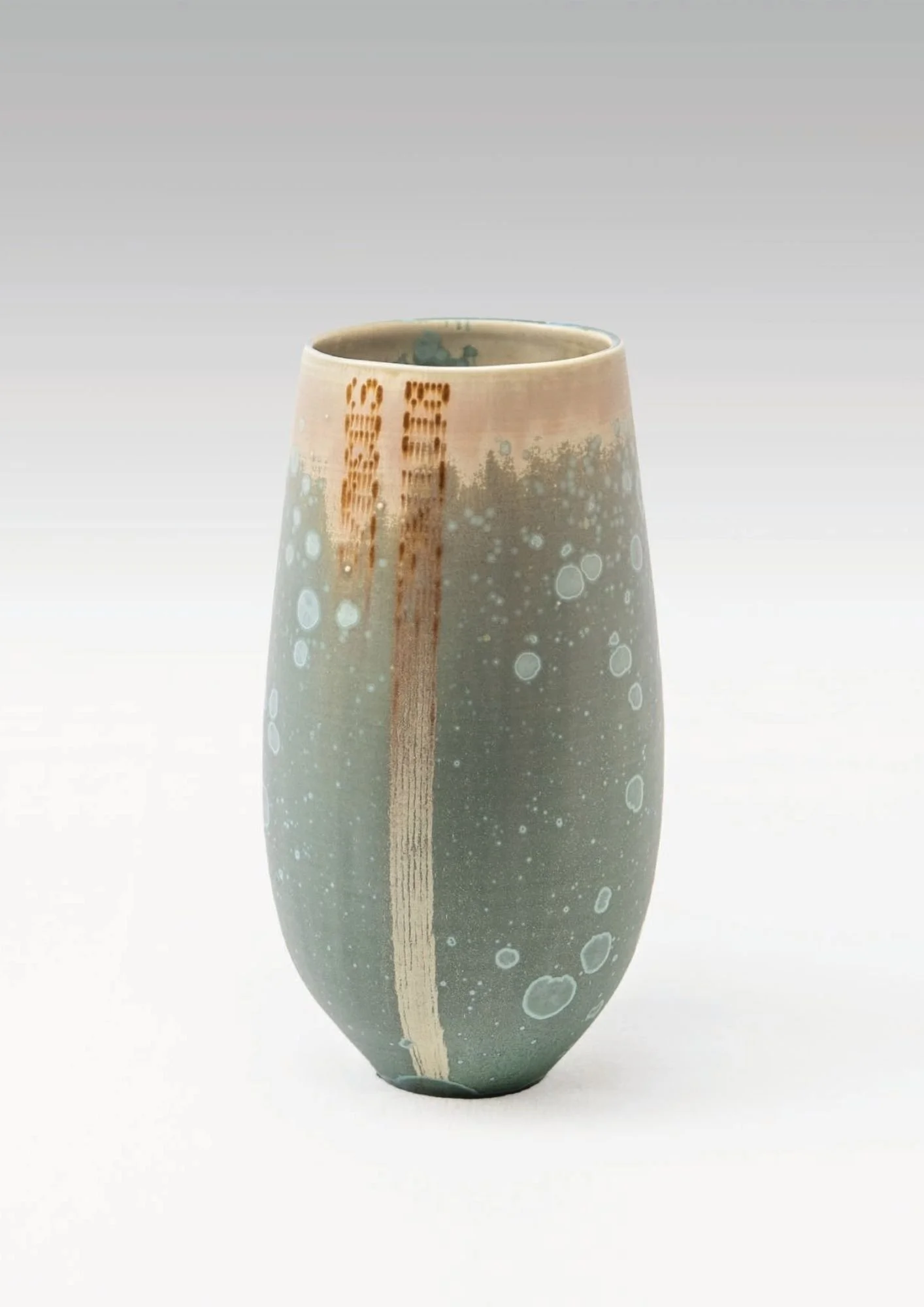 Untitled 6 
2025  
22cm Tall 
Glazed Porcelain