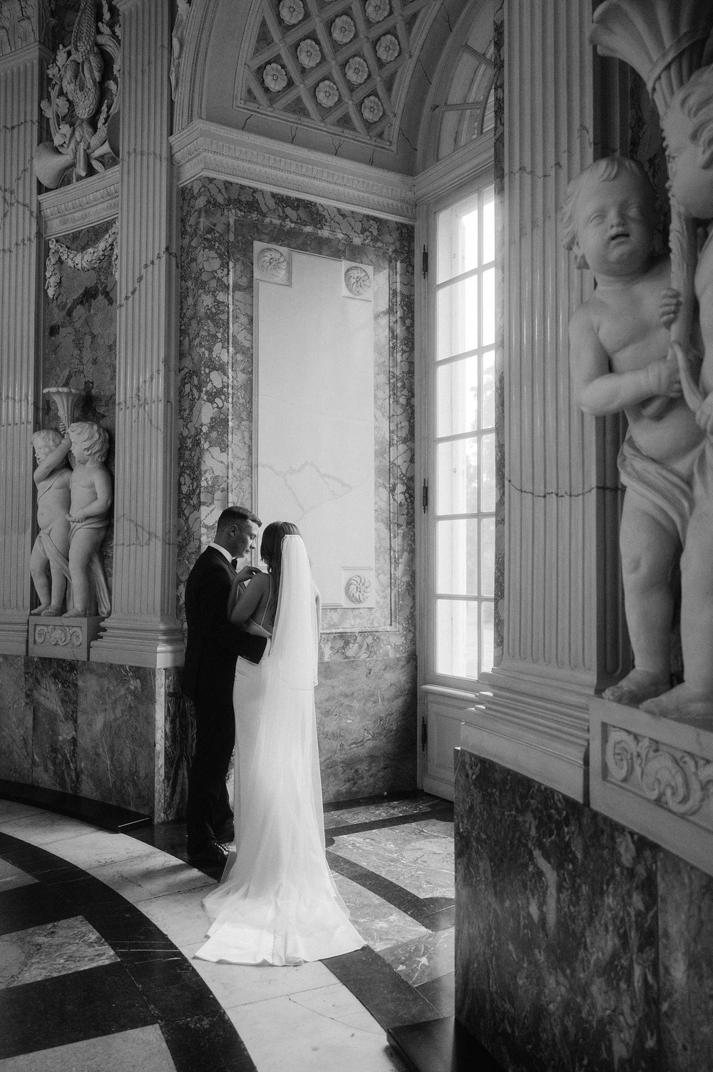 Dusseldorf-Wedding-Schloss-Benrath-Hochzeit-Fanni-Herman-Photography-30.jpg