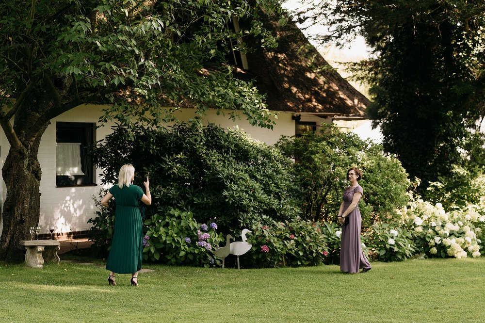 Landhaus-am-See-Gartenparty-Hochzeit-Fanni-Herman-Photography-50.jpg