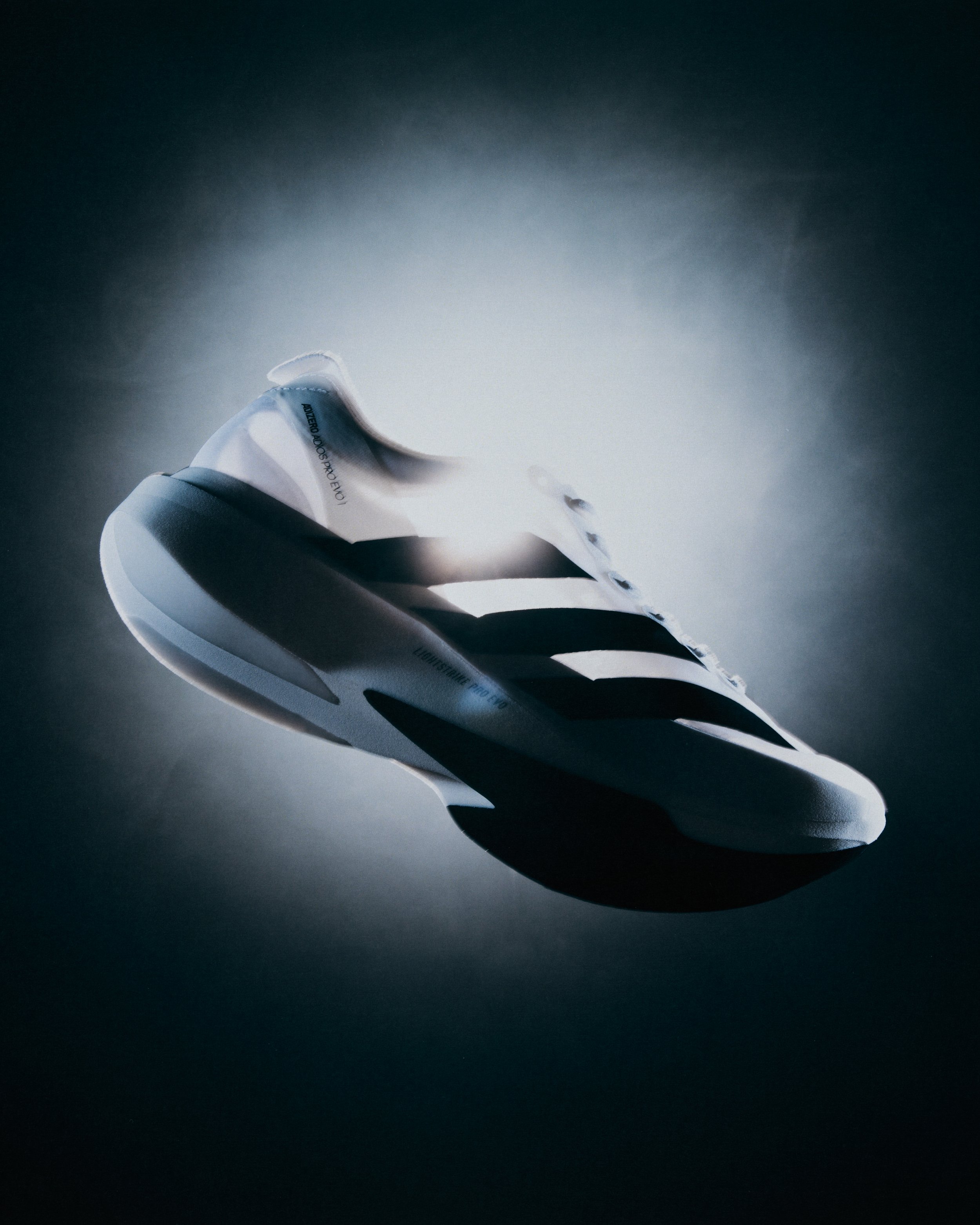 ADIZERO_END_FW24_PRODUCT_4x5_02.jpg
