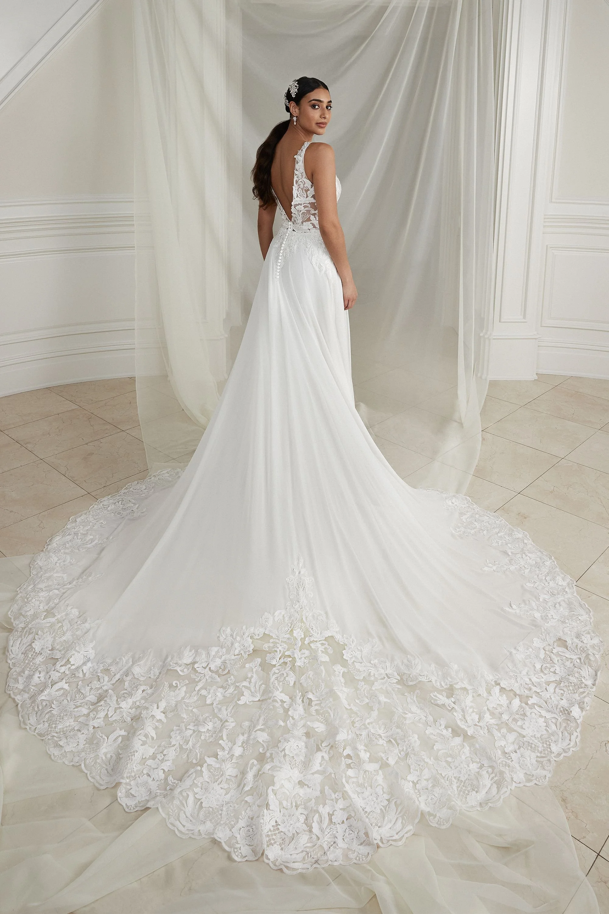 Justin Alexander Elyse / UK 14