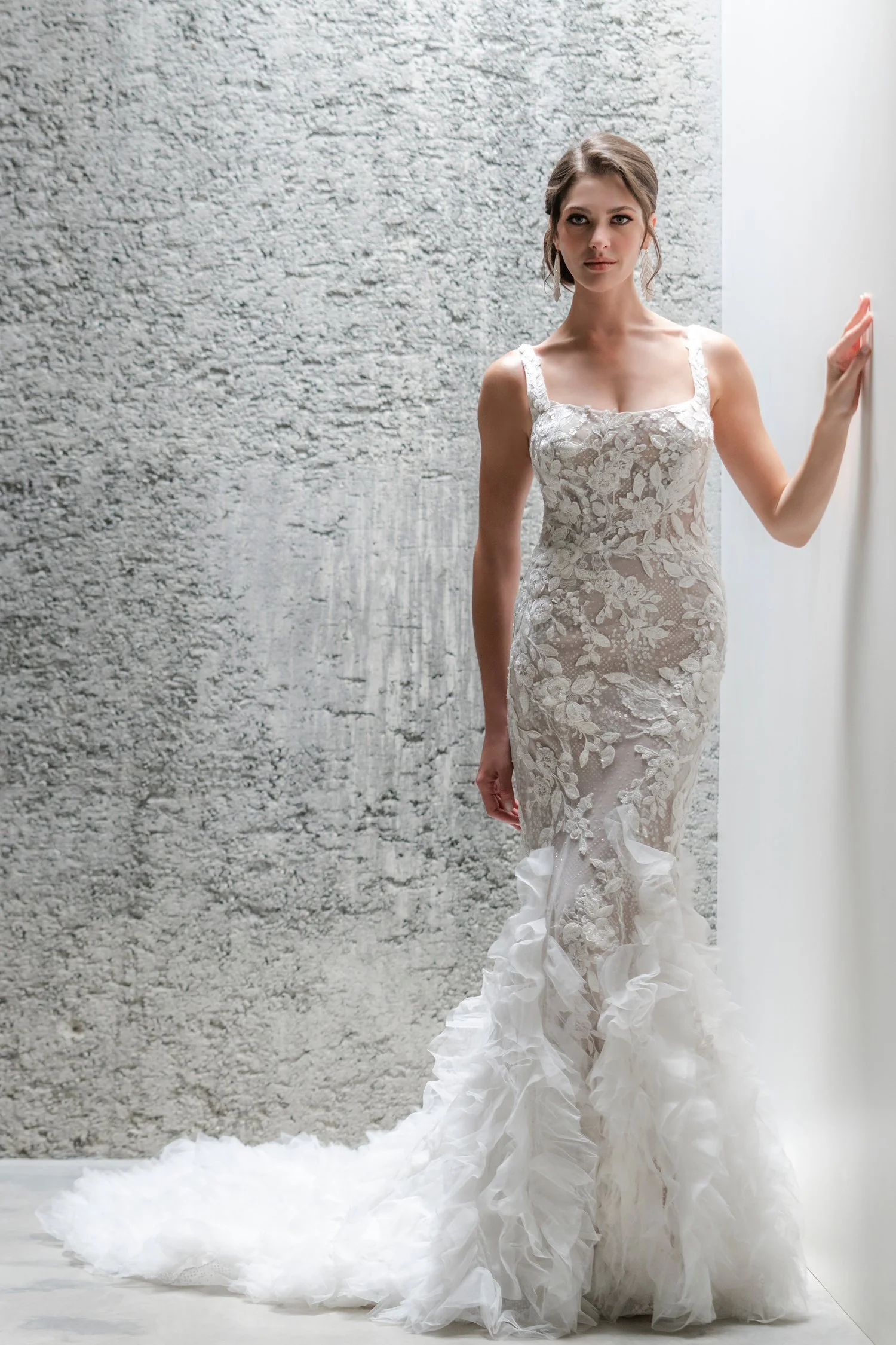 Allure Couture C690 / UK 18