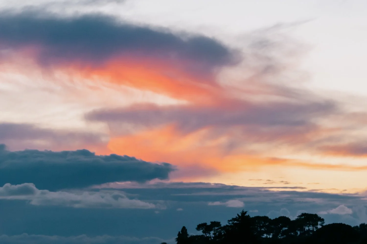 coucher de soleil nuages plage suzette (25).jpg