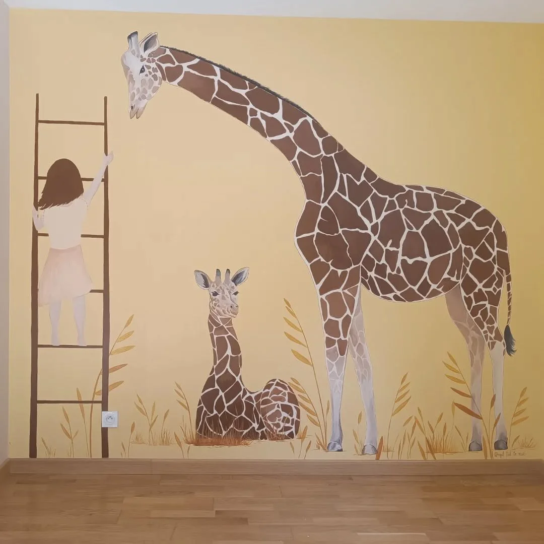 🦒 NOUVELLE FRESQUE 🦒 

Vous voulez voir la vid&eacute;o de la r&eacute;alisation ? Elle est en page 2 ➡️ ATTENTION C'est du rapide ! 💪🏽💪🏽

La semaine derni&egrave;re je me suis rendue dans la Loire pour cr&eacute;er deux fresques pour deux jeun