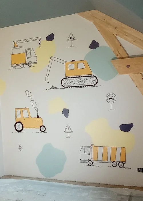 Fresque Angel fait le mur, fresque artistique chambre enfant, fresque Isère, fresque Savoie, fresque Auvergne Rhône-Alpes, fresque garçon, fresque tracteur fresque camions