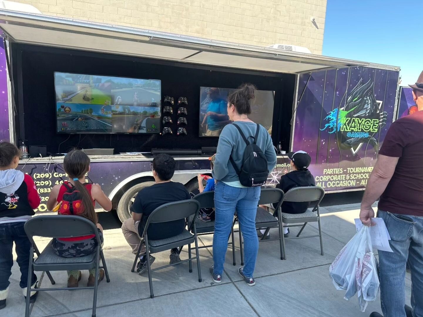 We recently serviced the lodi schools district (science fair) and it was 🔥 ❤️ thanks for booking KAYGEGAMING 🚀

#kaygegamingtrailer #explore #lodi #school #gaming #gamerlife #gamingcommunity #explorepage