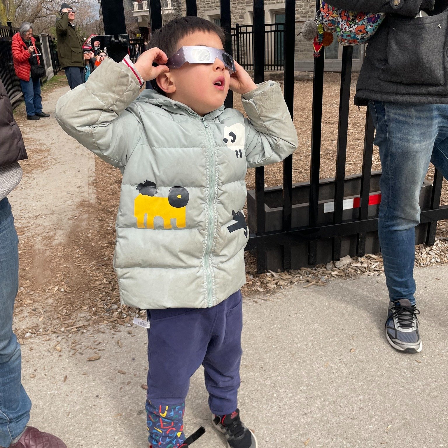 ☀️🌑Despite the cloudy skies, yesterday's eclipse viewing at our school was a memorable experience for everyone who attended. Students and staff gathered together, eager to witness this rare astronomical event. Although we couldn't see the eclipse as