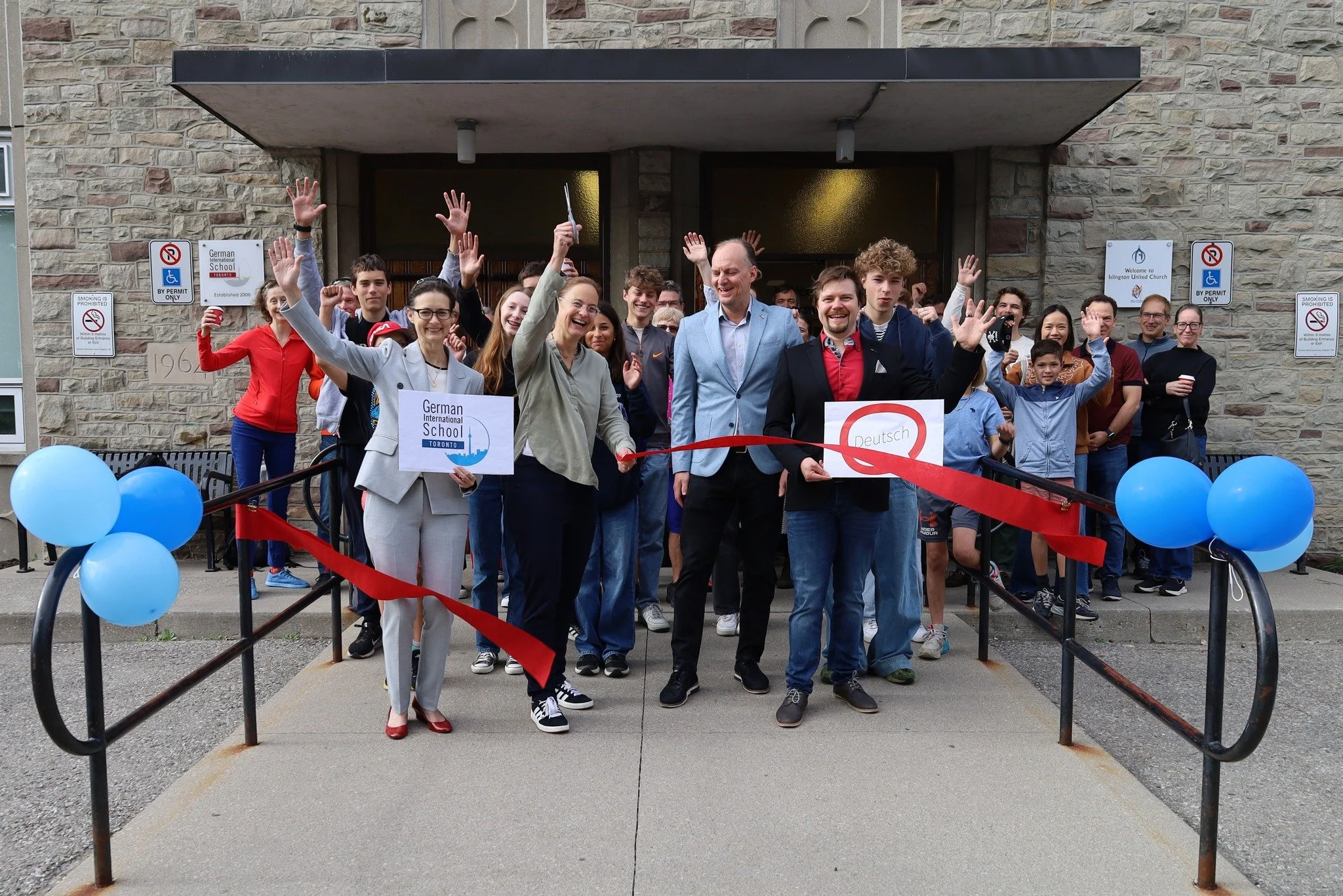 The @deutsche_sprachschulen_toronto and the German International School Toronto (GIST) have launched a new cooperation. From now on, DSS will use GIST&rsquo;s facilities!

The partnership was officially inaugurated in a festive ceremony &ndash; inclu