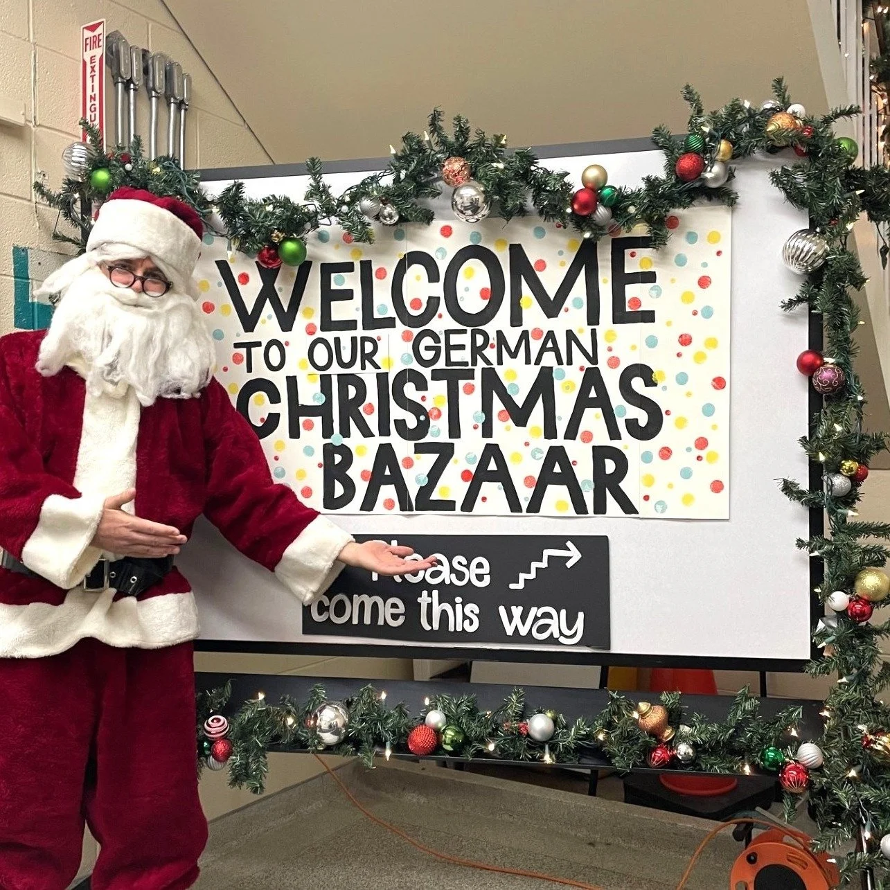 Our Christmas Bazaar was a huge success! From incredible student performances, to unique vendors, to authentic German Christmas food&hellip;the day truly had it all! 🎄✨ We even had a visit from Santa Claus 🎅 and MPP @leefairclough.el  of Etobicoke-