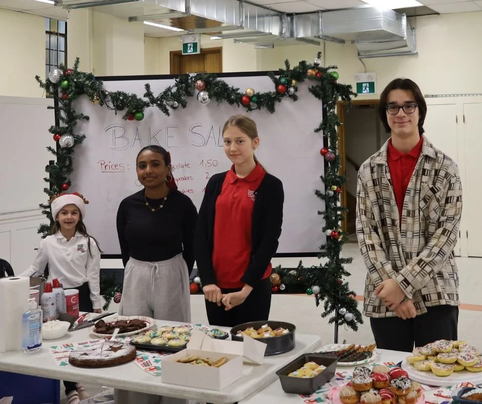 Our Student Council hosted a bake sale this week to raise money for charity! 🤩🧁All proceeds from the sale will be donated to @toronto_humane_society and @rainbowsongsfoundation, two organizations doing important charitable work in Toronto.

The hol