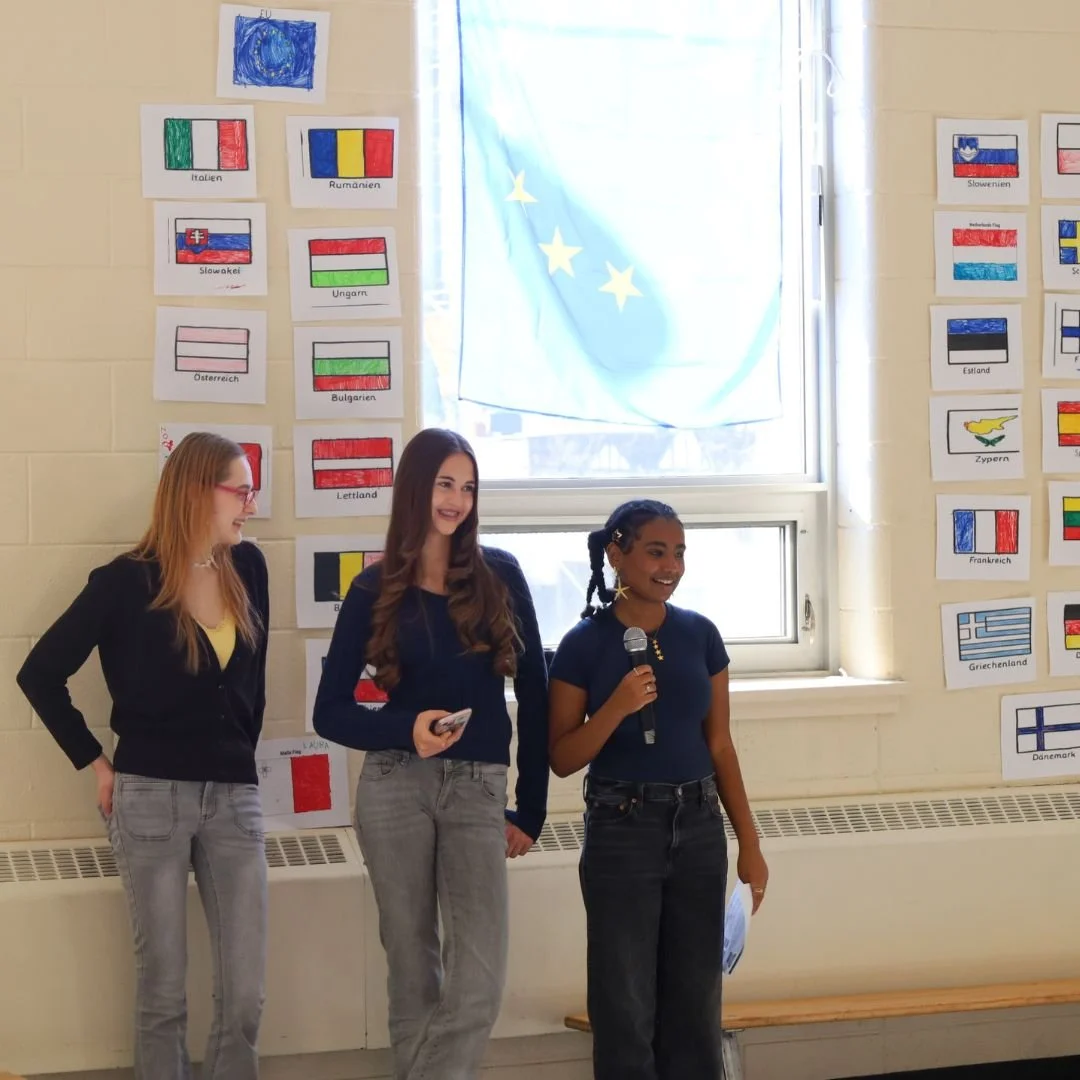 Europatag 🇪🇺 Europe Day

Students from grades 9 &amp; 10 hosted a special Europe Day assembly Friday for the entire school! They shared the history of the European Union and the importance of peace and unity. After the assembly, the whole school da
