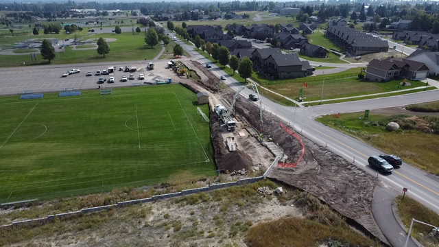 foundation pour 2.png