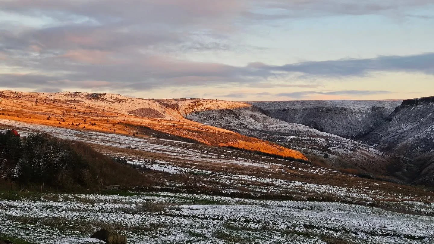 This is my first snowfall of the season witnessed en route to my yoga class in Huddersfield.  In might be bloody freezing, but it made me smile :)