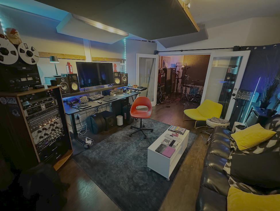 studio3.png