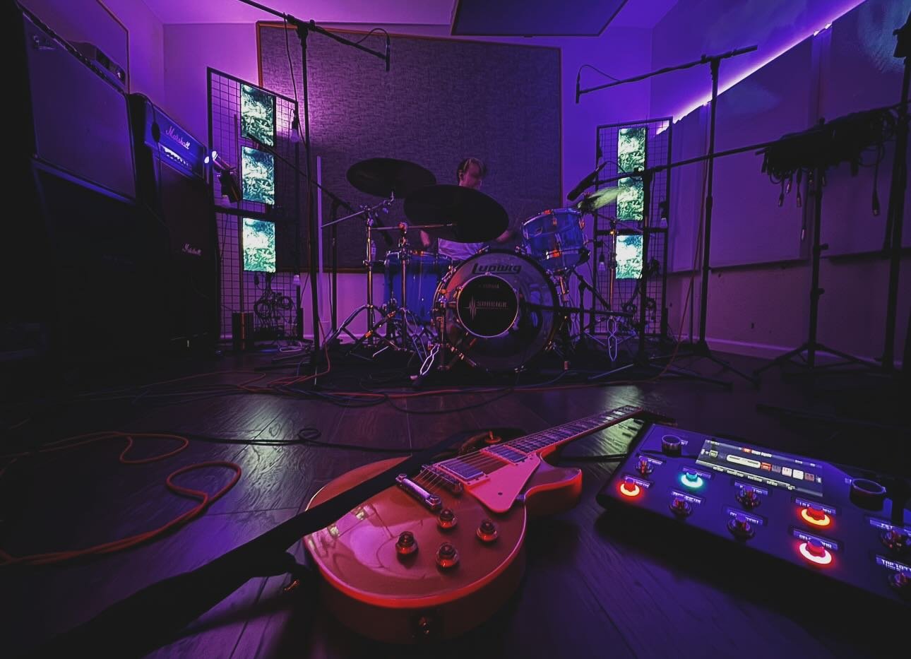 studio1.jpg