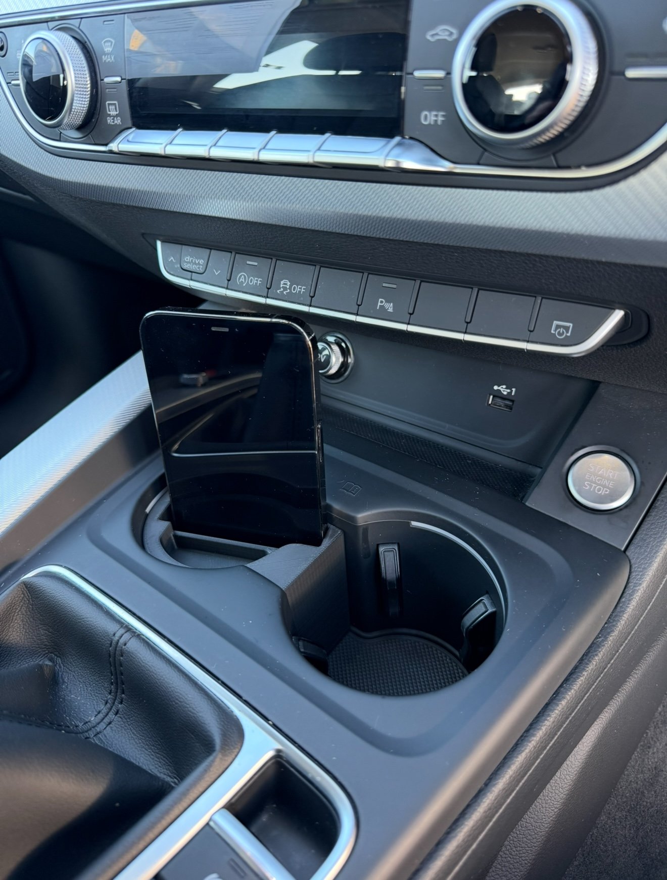 Audi A4/A5 Phone Holder 2