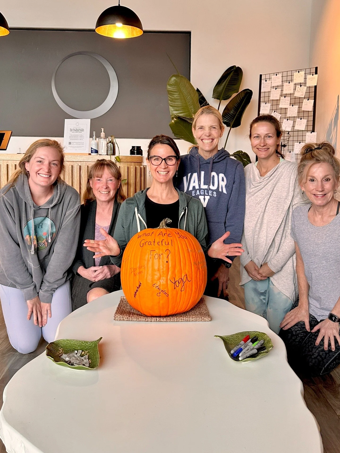 Hey Ken-Caryl! Start your Thanksgiving grounded, energized, and grateful. ✨ Before the cooking, the hosting, and the flow of the day&hellip; fill your own cup first.

Join us Thursday, Nov 27 from 8:00AM &ndash;9:30AM MST for a Gratitude Flow with Ch