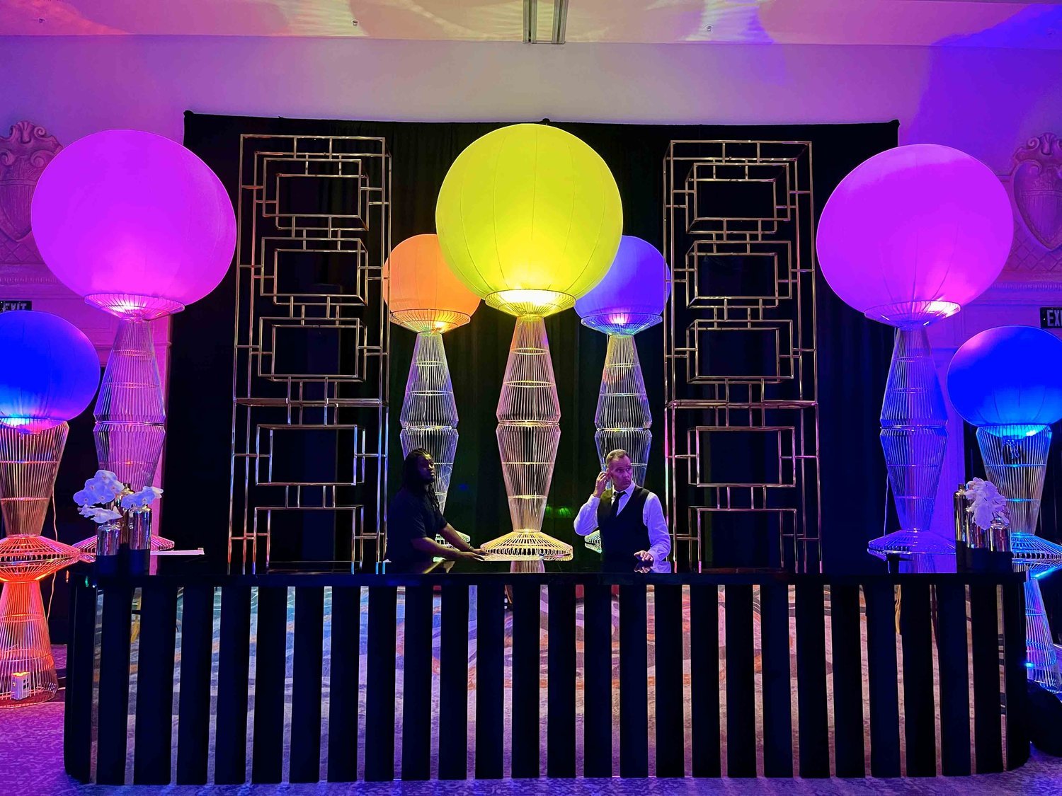 inflatable ball for rental with lights 