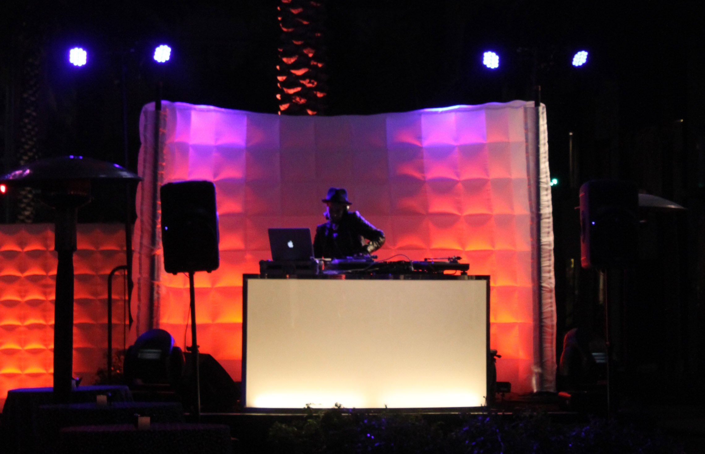 Inflatable Wall backdrop  DJ 