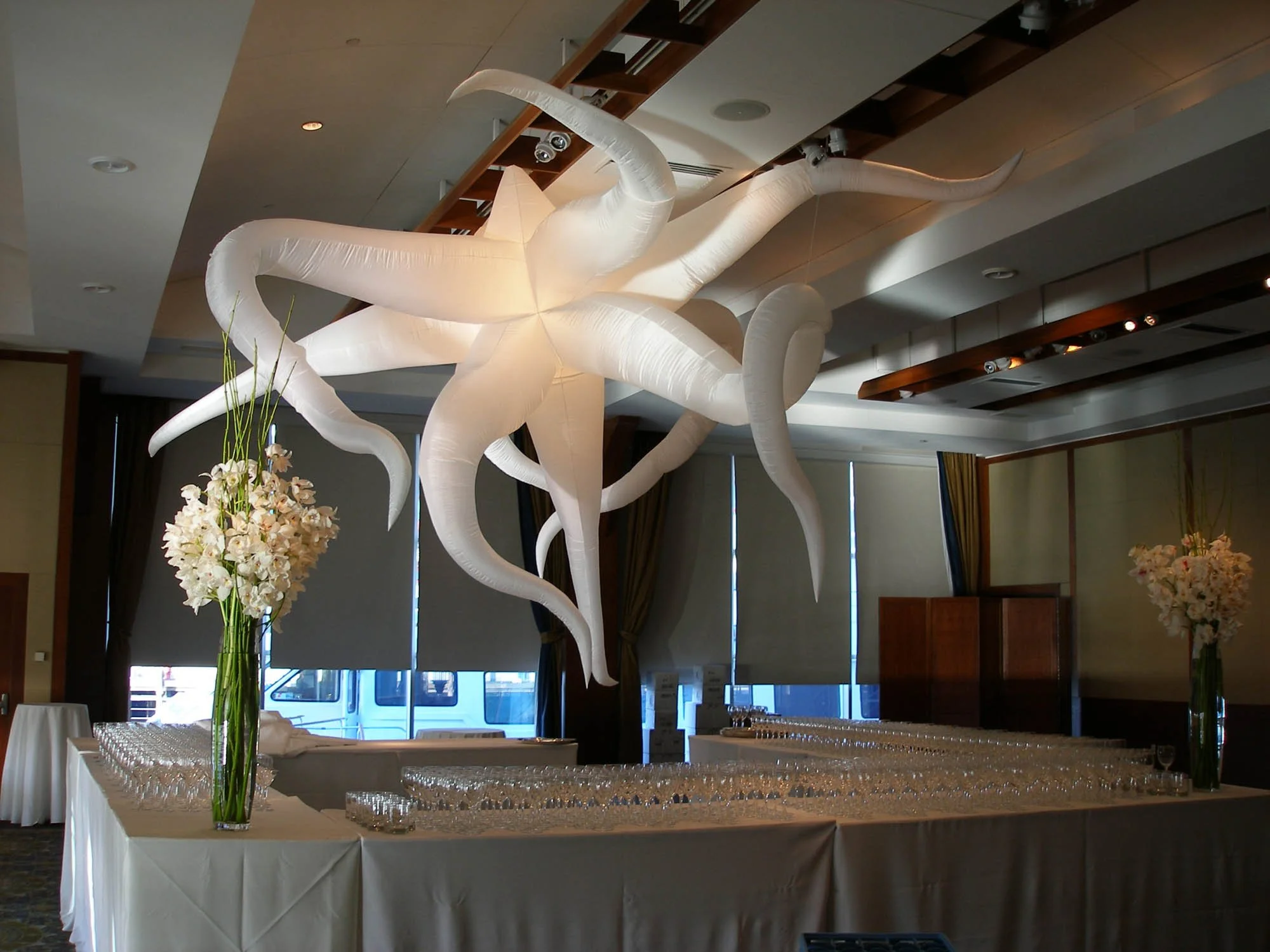 Medusa-New-your-award-show-rented-inflatables.jpg