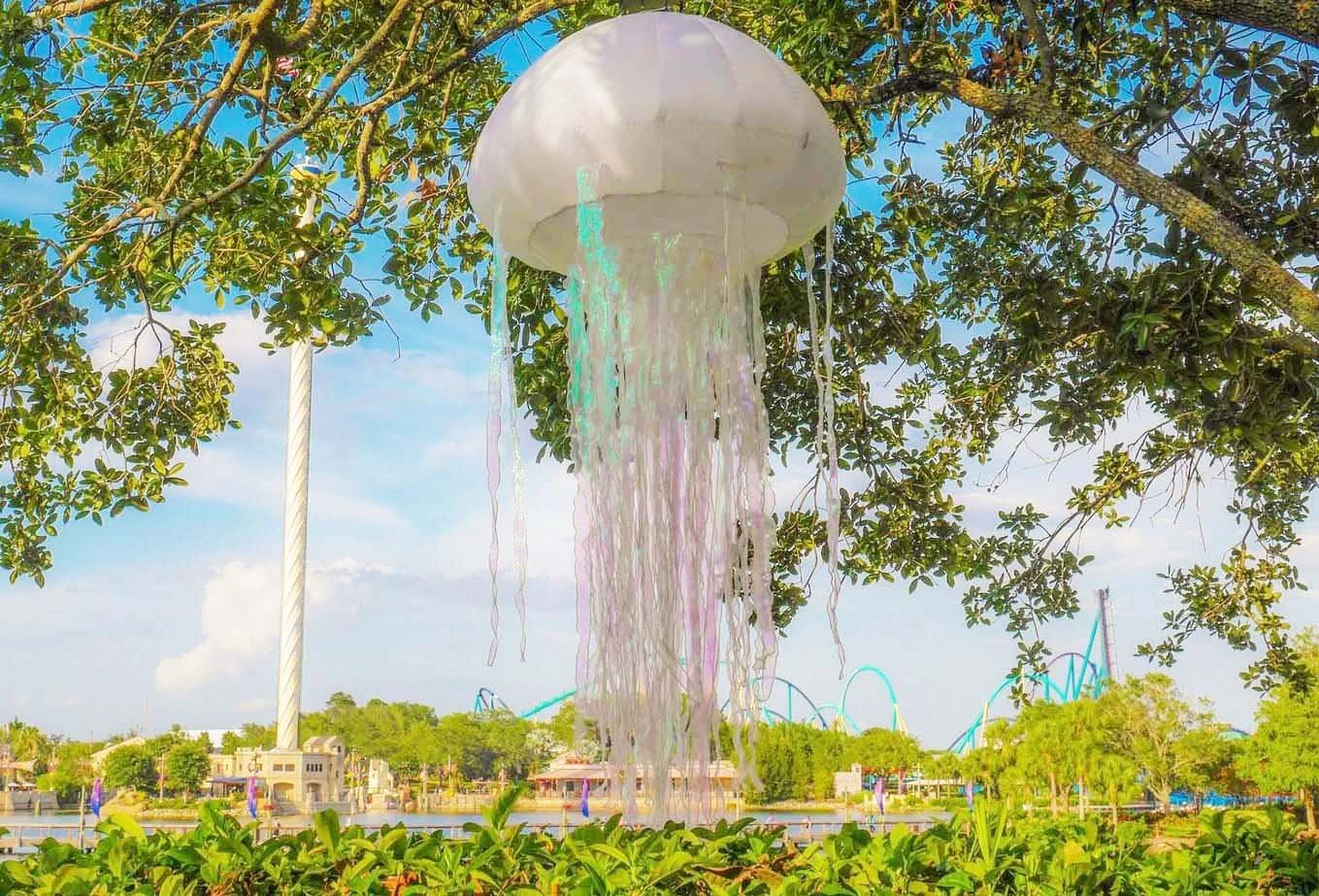 Under-the-Sea-lighting-inflatables-Jellyfish-for-rental.jpg