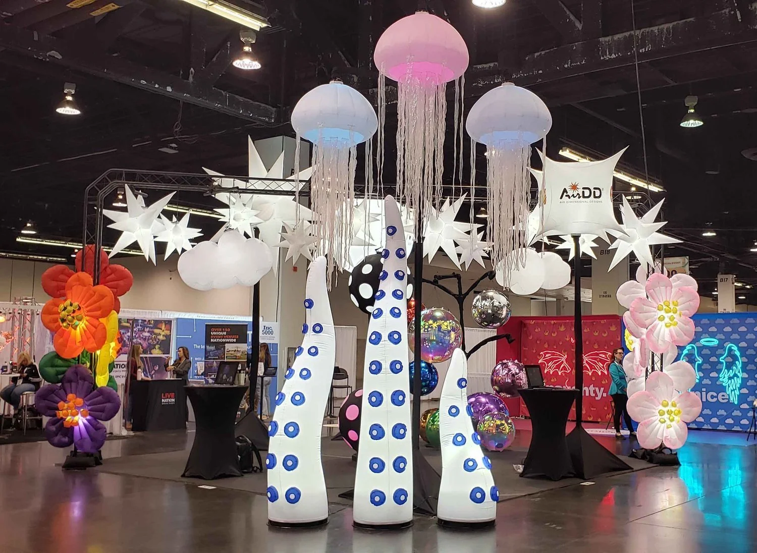 Under-the-Sea-inflatable-lighting-Jellyfish-Tentalces-Octopus.jpg
