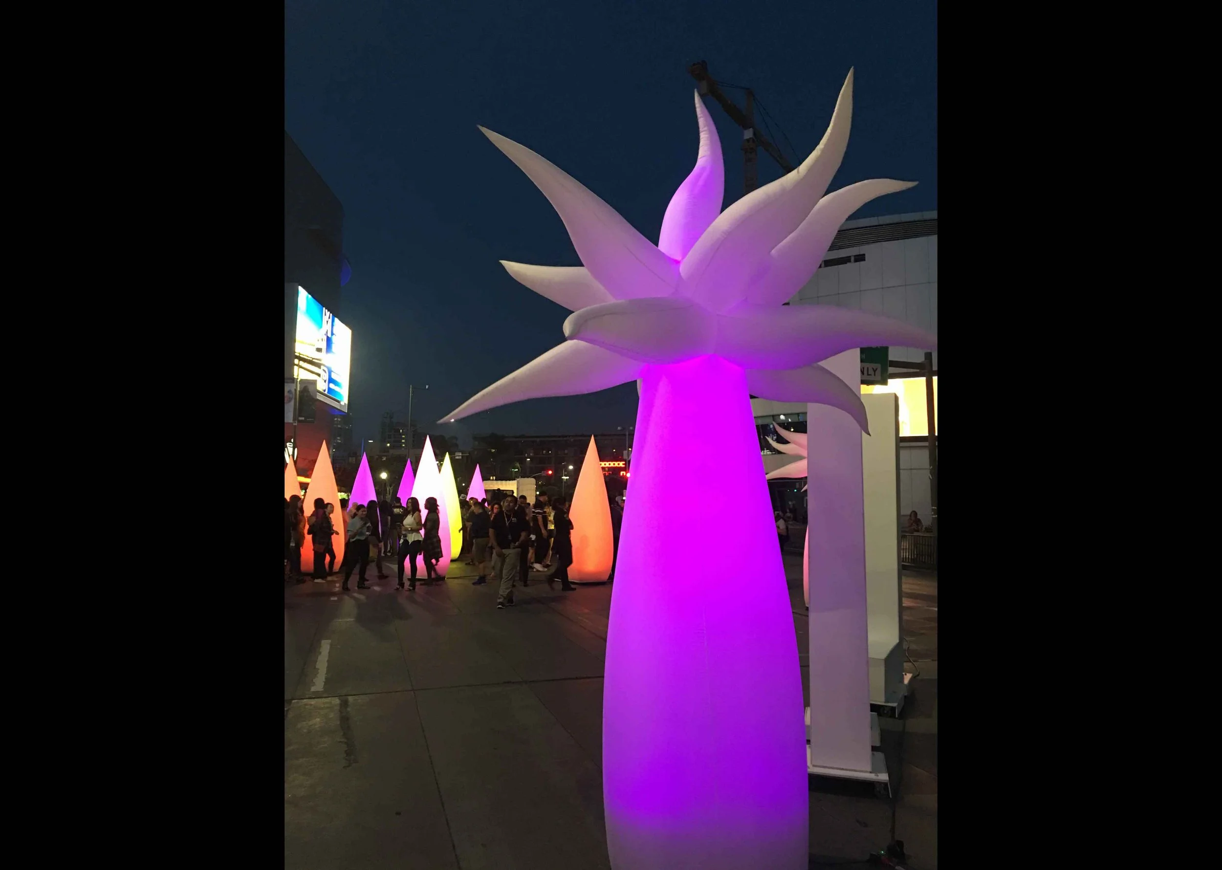 Los-Angeles-party-downtown.jpg