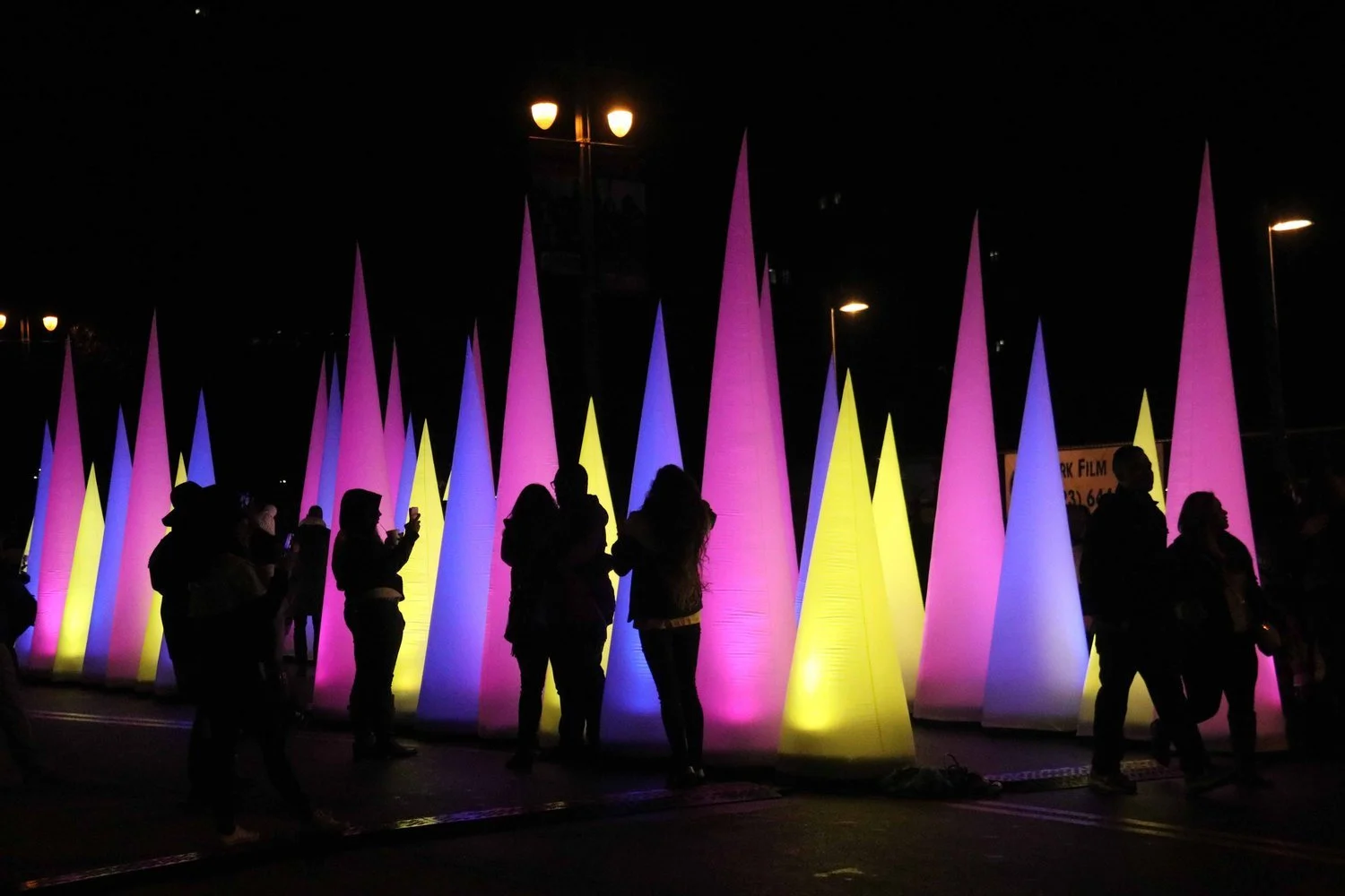 Inflatable-Cones-LEDS-Events-rent-Los-Angeles.jpg