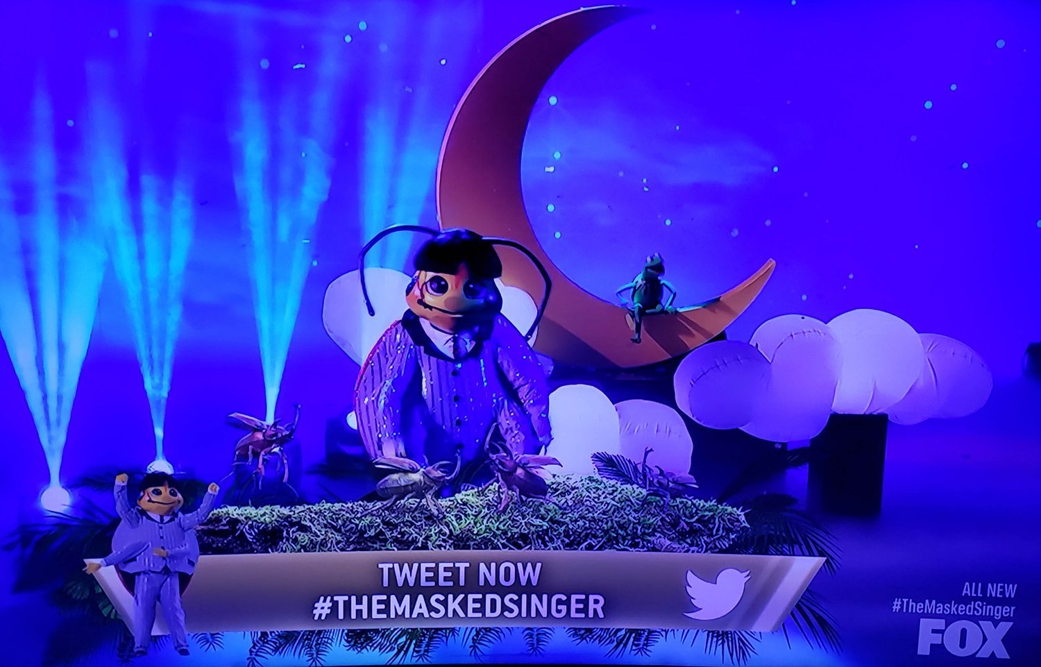 Maked-Singer-Clouds .jpg